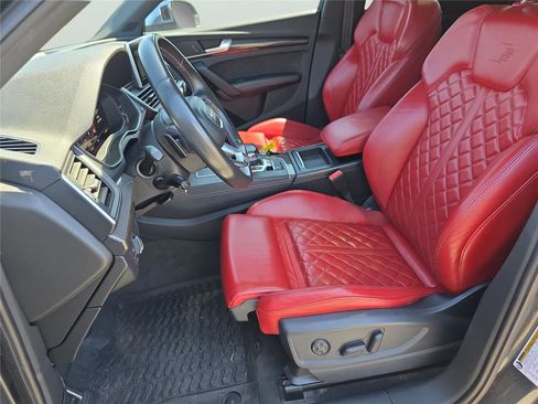 Used 2018 Audi SQ5 Premium Plus image 11