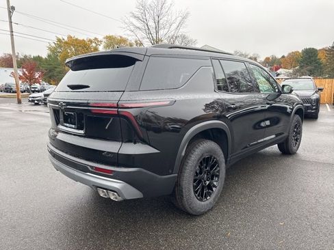 New 2026 Chevrolet Traverse Z71 w/ Enhanced Driving Package image 5