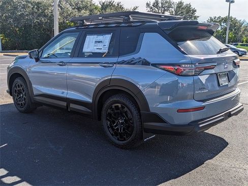 New 2025 Mitsubishi Outlander Trail Edition image 8