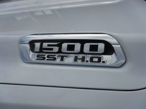 Used 2025 RAM 1500 Limited image 12