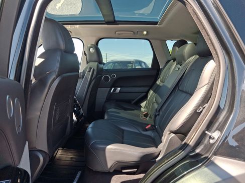 Used 2016 Land Rover Range Rover Sport HSE AWD/4WD image 10