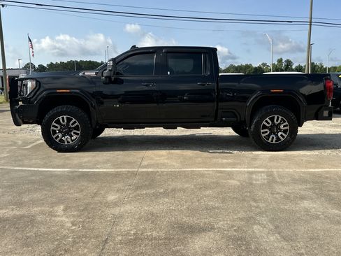 Certified 2022 GMC Sierra 2500 AT4 AWD/4WD image 9