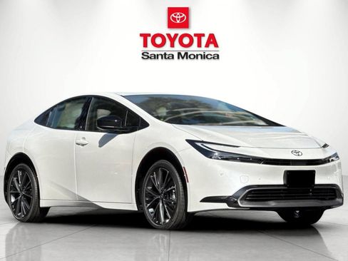 New 2027 Toyota Prius XLE FWD image 1