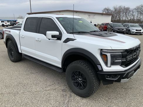 Used 2025 Ford F150 Raptor image 2