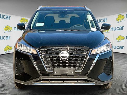 New 2024 Nissan Kicks SV image 2