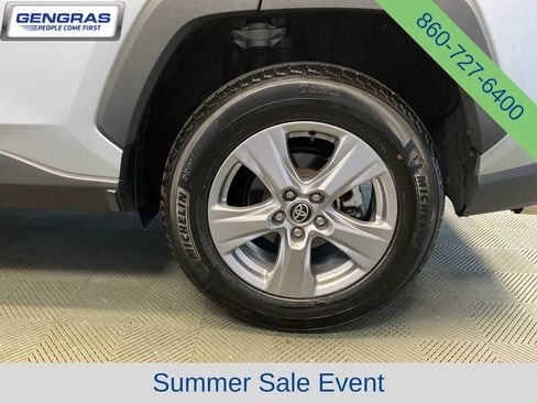 Used 2025 Toyota RAV4 XLE AWD/4WD image 31