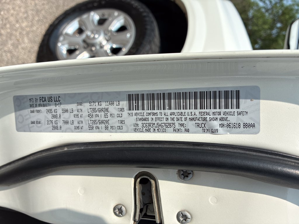 Used 2017 RAM 3500 Laramie w/ Snow Chief Group AWD/4WD image 30