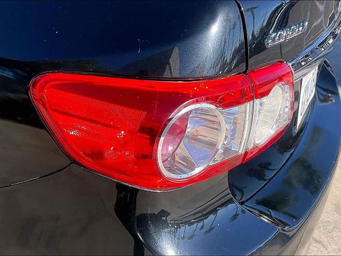 Used 2012 Toyota Corolla LE image 24