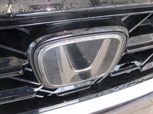 Used 2023 Honda CR-V Sport Touring image 10