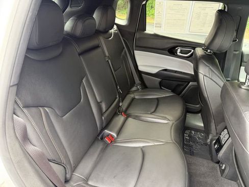 Used 2024 Jeep Compass Limited AWD/4WD image 28