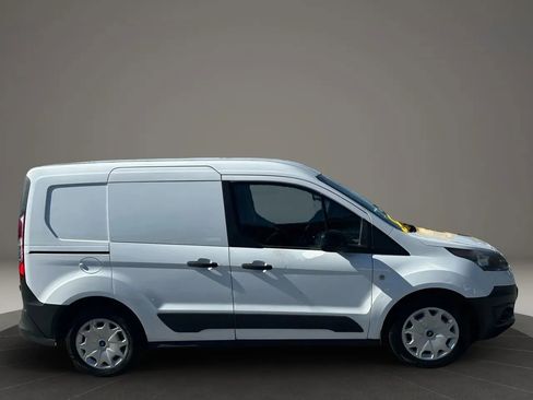 Used 2018 Ford Transit Connect XL image 3