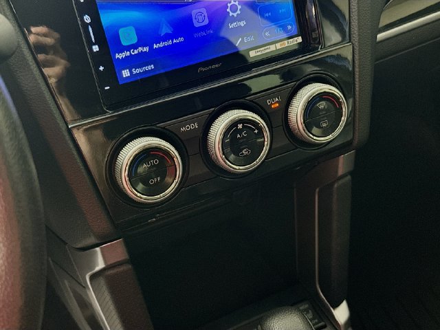Used 2018 Subaru Forester 2.5i Touring AWD/4WD image 17