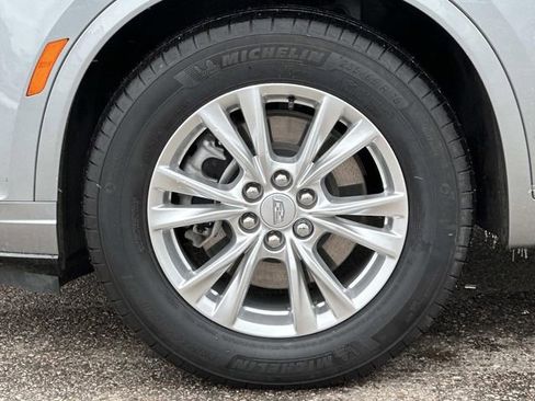 Used 2024 Cadillac XT6 Luxury w/ LPO, Floor Liner Package AWD/4WD image 8