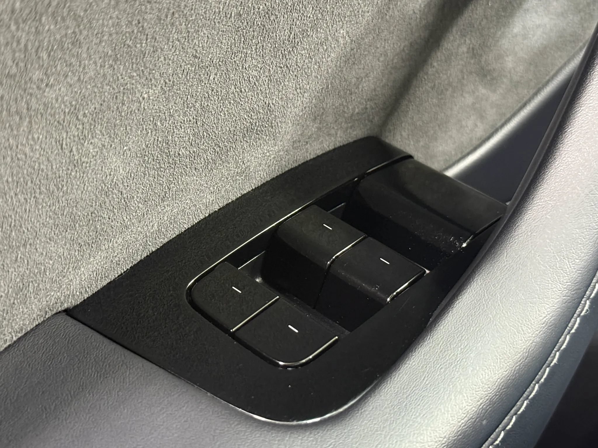 Used 2020 Tesla Model 3 Long Range AWD/4WD image 24
