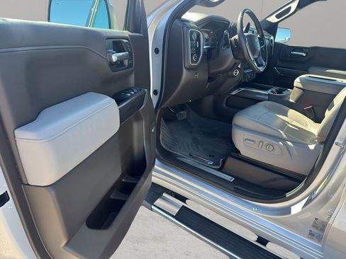 Used 2020 Chevrolet Silverado 1500 LTZ w/ LTZ Plus Package image 12