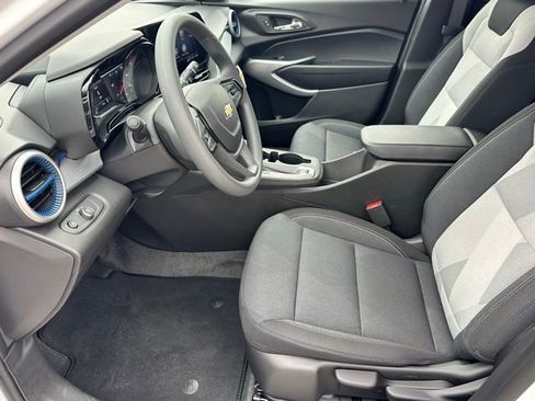 New 2026 Chevrolet Trax LS w/ LS Convenience Package image 6