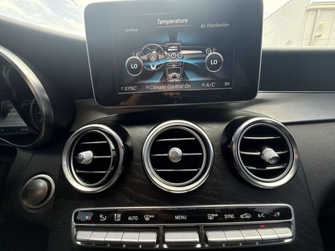 Used 2019 Mercedes-Benz GLC 300 image 18