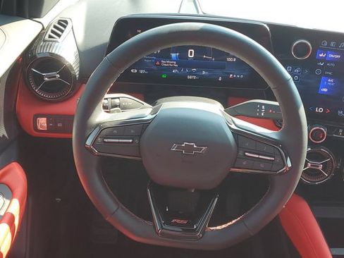 Certified 2025 Chevrolet Blazer EV RS AWD/4WD image 13