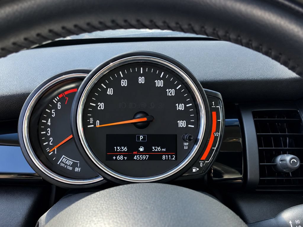 Used 2021 MINI Cooper 4-Door Hardtop FWD image 6