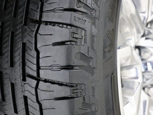 Used 2023 GMC Sierra 2500 Denali image 14