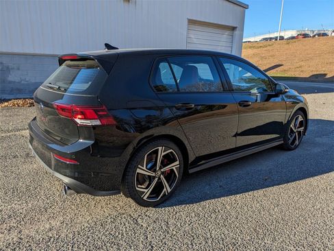 New 2024 Volkswagen GTI SE image 4
