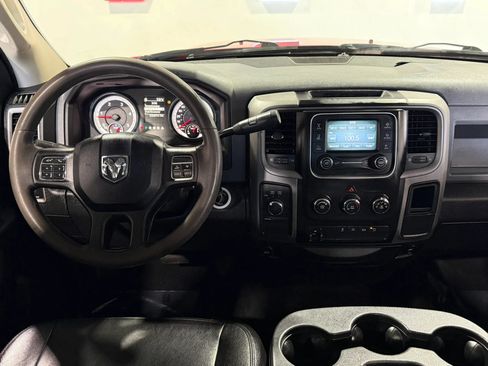 Used 2015 RAM 2500 Tradesman w/ Chrome Appearance Group AWD/4WD image 10