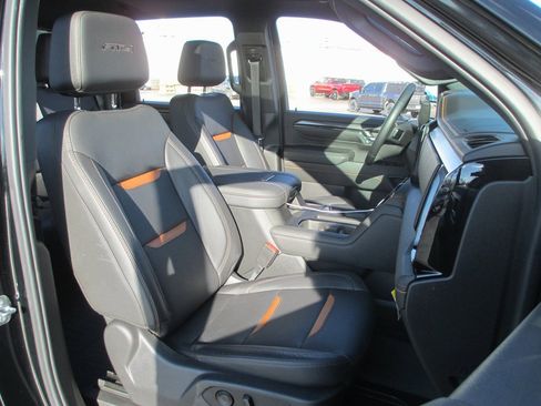 Certified 2024 GMC Sierra 2500 AT4 w/ AT4 Premium Plus Package image 25