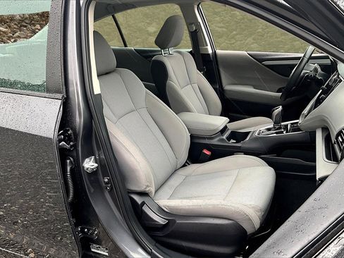 Used 2023 Subaru Legacy Premium image 7