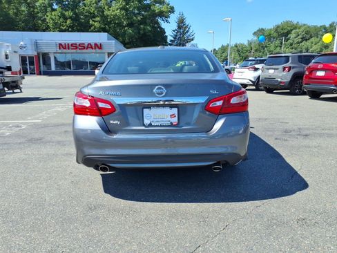 Certified 2017 Nissan Altima 2.5 SL FWD image 6