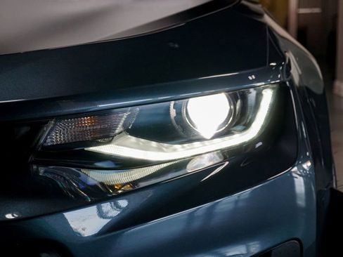 Used 2021 Chevrolet Camaro ZL1 image 80