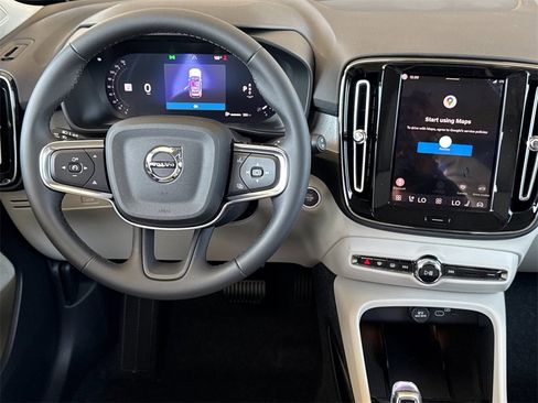 New 2026 Volvo XC40 B5 Ultra w/ Climate Package image 13