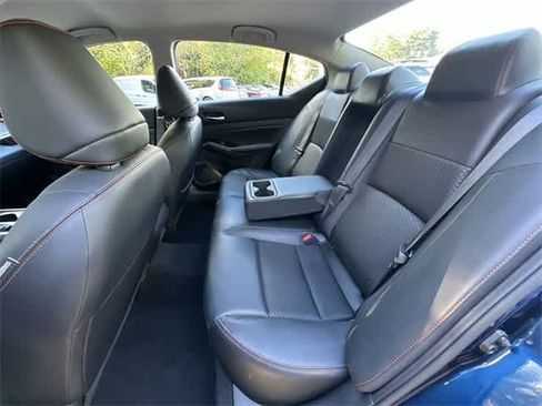 Used 2023 Nissan Altima 2.5 SR image 16