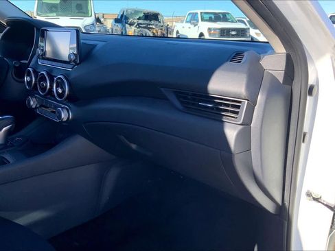 Used 2024 Nissan Sentra S image 18