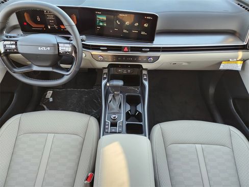 New 2026 Kia Sorento S image 18
