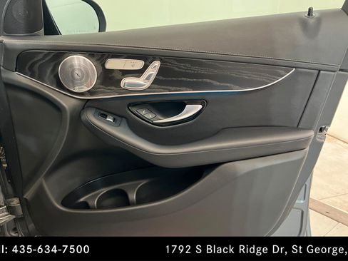 Used 2017 Mercedes-Benz GLC 300 4MATIC Coupe image 22