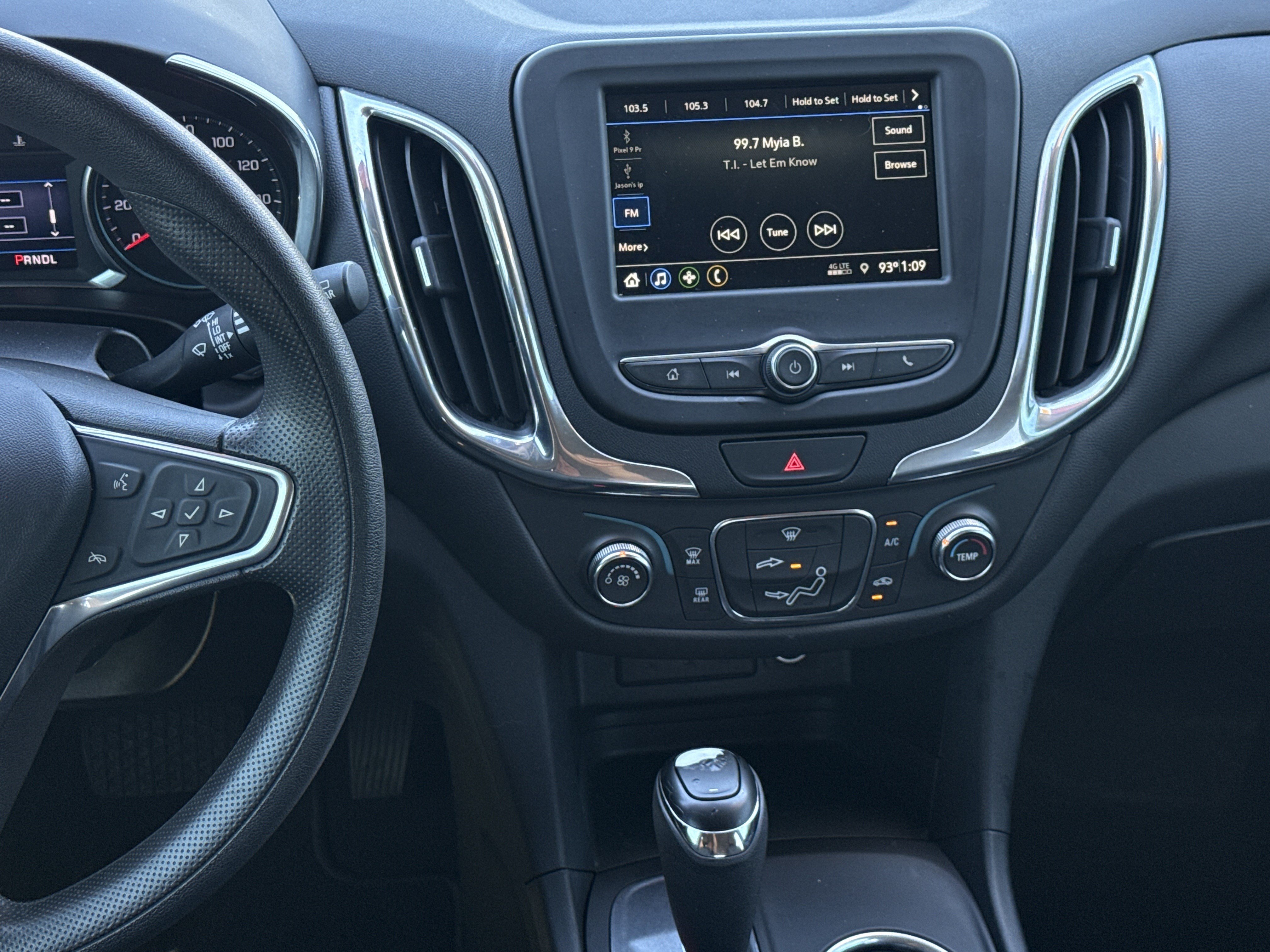 Used 2019 Chevrolet Equinox LT FWD image 28