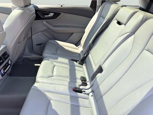 Used 2018 Audi Q7 3.0T Prestige AWD/4WD image 15