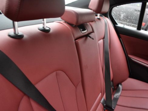 Used 2024 BMW 330i Sedan w/ Convenience Package image 29