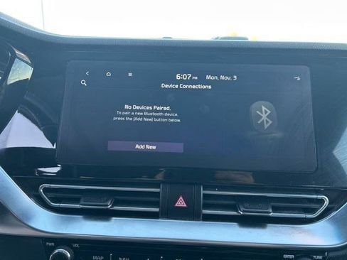 Used 2021 Kia Niro EX Premium w/ Cold Weather Package image 27