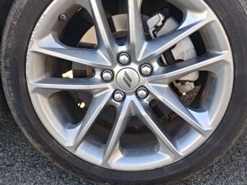 Used 2022 Dodge Challenger GT image 7