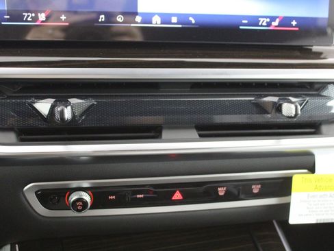 New 2026 BMW X5 xDrive40i w/ M Sport Package image 17