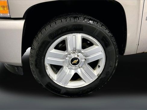 Used 2008 Chevrolet Silverado 1500 LTZ w/ Safety Package image 30