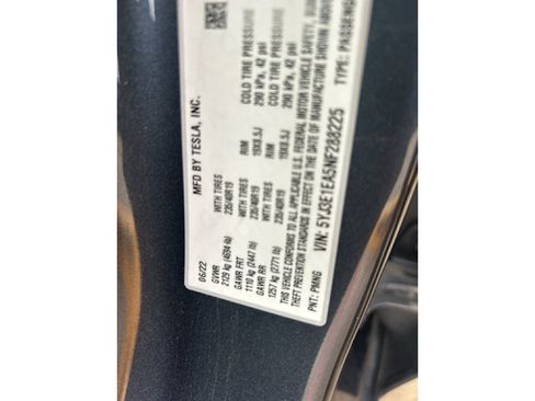 Used 2022 Tesla Model 3 RWD image 7