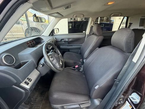 Used 2009 Scion xB image 6
