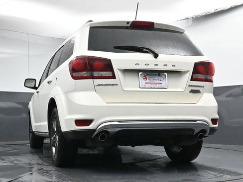 Used 2015 Dodge Journey Crossroad w/ Flexible Seating Group image 27