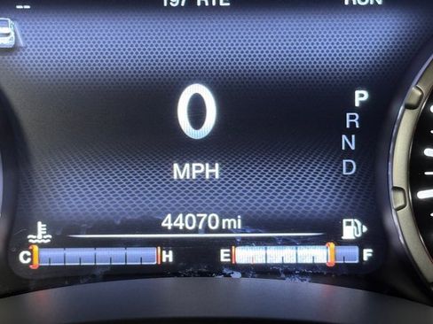 Used 2021 Jeep Renegade Limited w/ Luxury Group II image 16