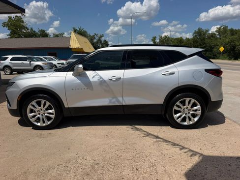 Used 2020 Chevrolet Blazer LT FWD image 3