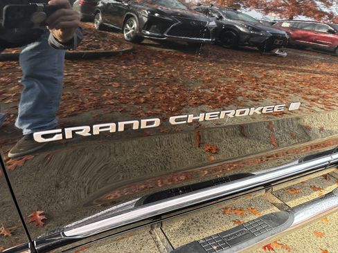 Used 2023 Jeep Grand Cherokee Summit w/ Adv Protech Group IV image 12