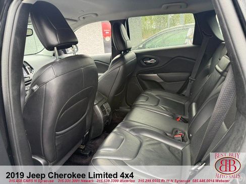 Used 2019 Jeep Cherokee Limited AWD/4WD image 11