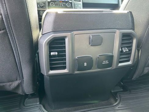 Used 2020 Ford F150 XLT w/ Equipment Group 302A Luxury image 23